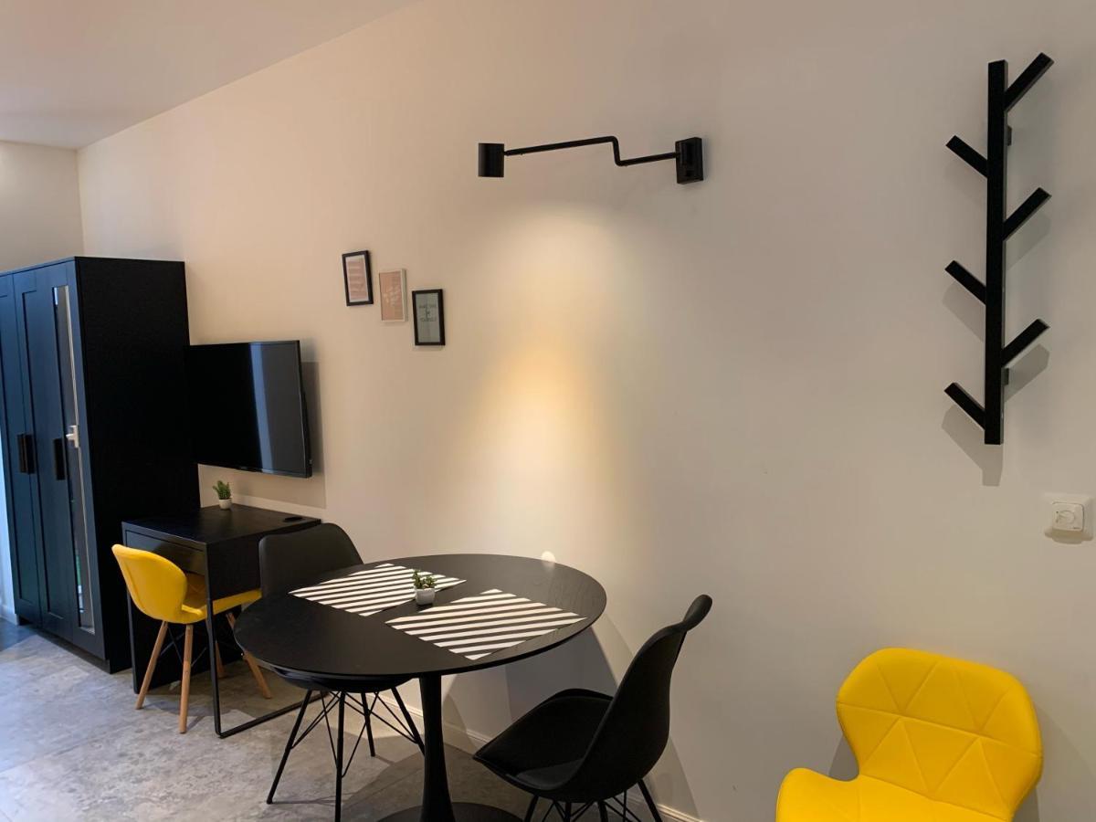Leoni Apartment *
